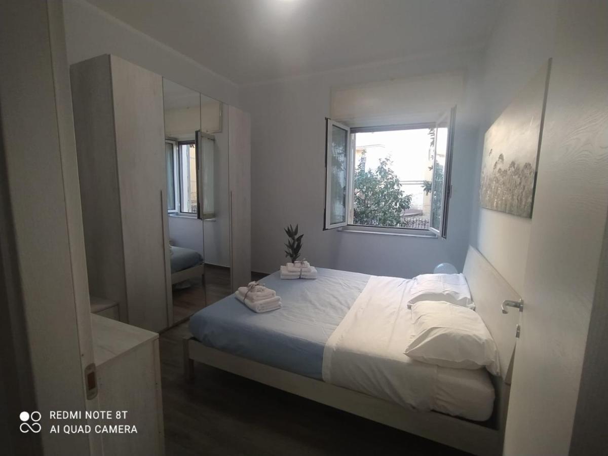 Ridi Home Zona Ospedaliera เนเปิลส์ ภายนอก รูปภาพ